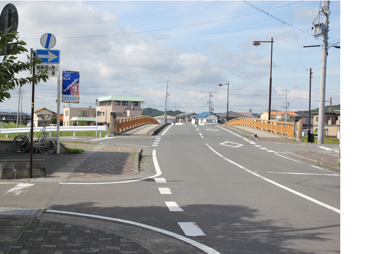 田沼街道の起点・湊橋